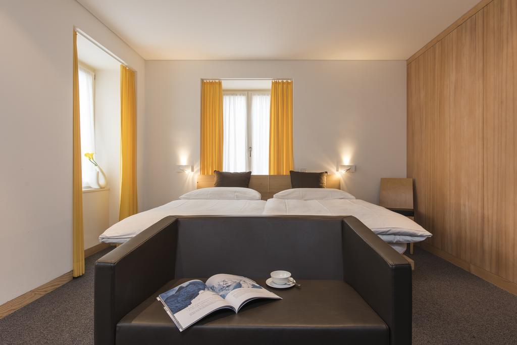 ת'וסיס Hotel Weiss Kreuz חדר תמונה
