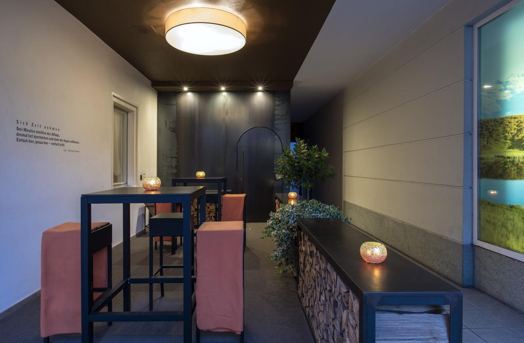 ת'וסיס Hotel Weiss Kreuz מראה חיצוני תמונה