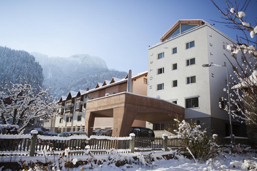 ת'וסיס Hotel Weiss Kreuz מראה חיצוני תמונה